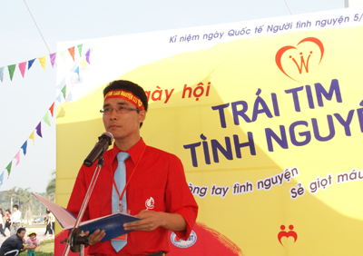 Chu Nhat Hop -ប្រធានកម្មវិធី” បរិច្ចាកឈាមមនុស្សធម៌  “